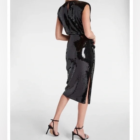 Express Sequin Midi Dress with shoulder pads Black style# 07806671 NWOT New - Picture 2 of 12
